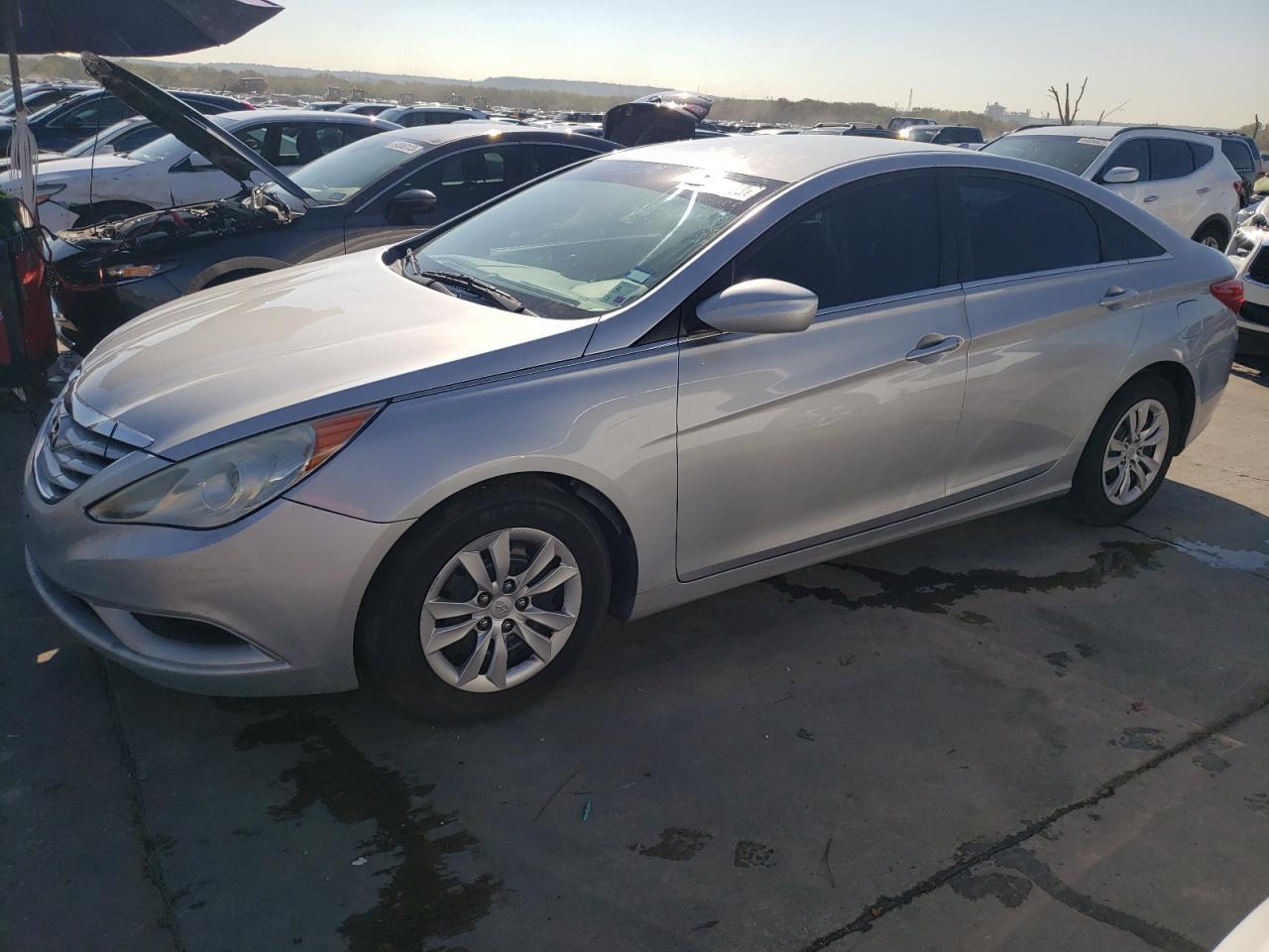 2011 HYUNDAI SONATA GLS