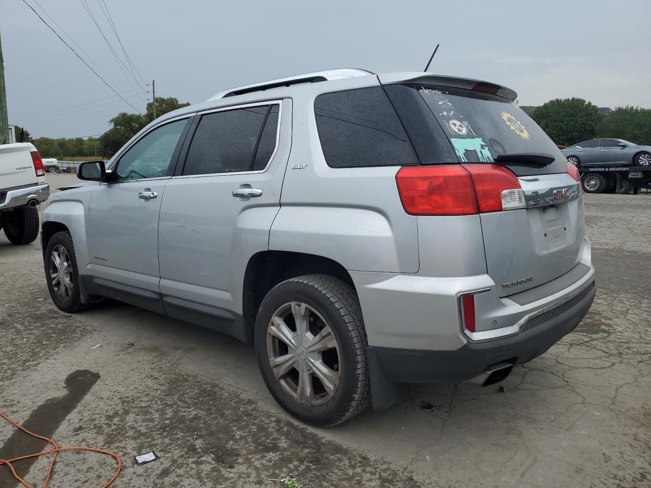 2016 GMC TERRAIN SL - Фото 2