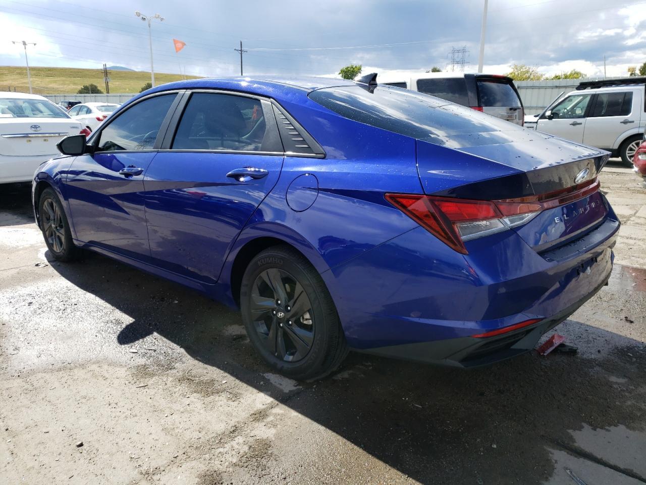 2023 HYUNDAI ELANTRA SE - Фото 2
