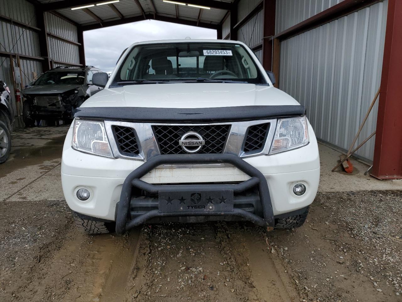 2017 NISSAN FRONTIER S - Фото 5