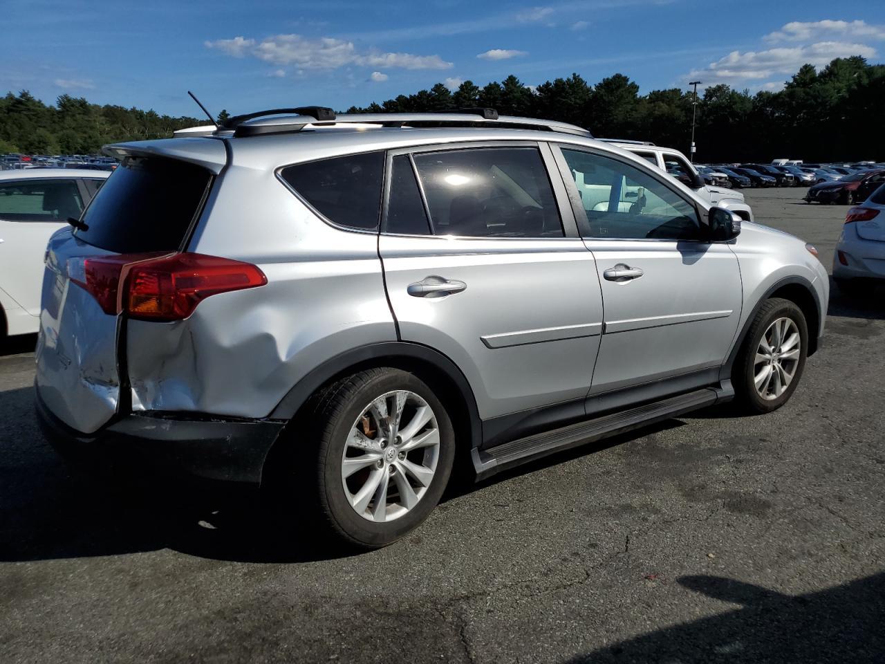 2015 TOYOTA RAV4 LIMIT - Фото 3