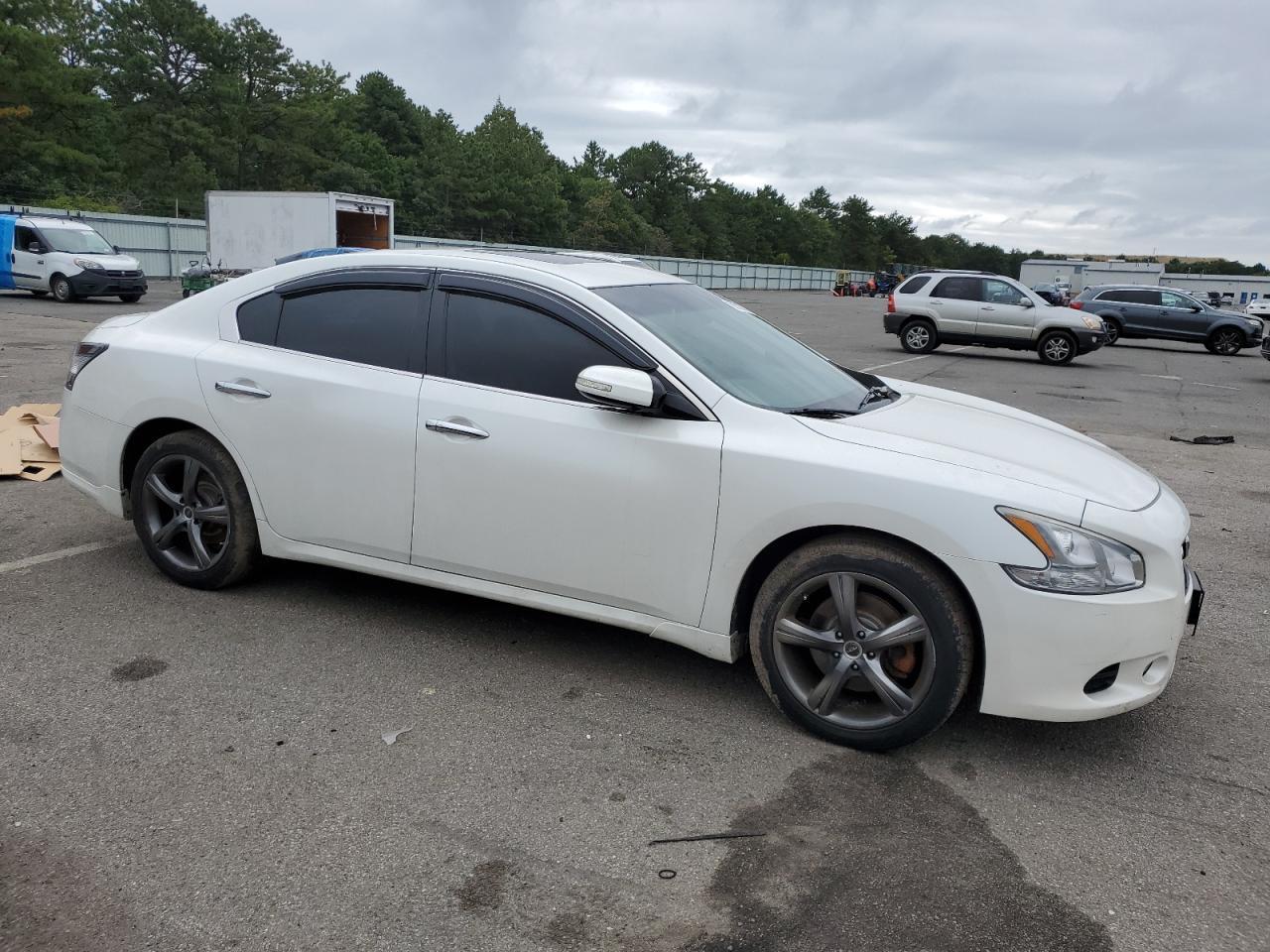 2013 NISSAN MAXIMA S - Фото 4