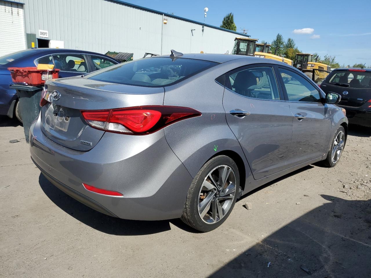 2014 HYUNDAI ELANTRA SE - Image 3