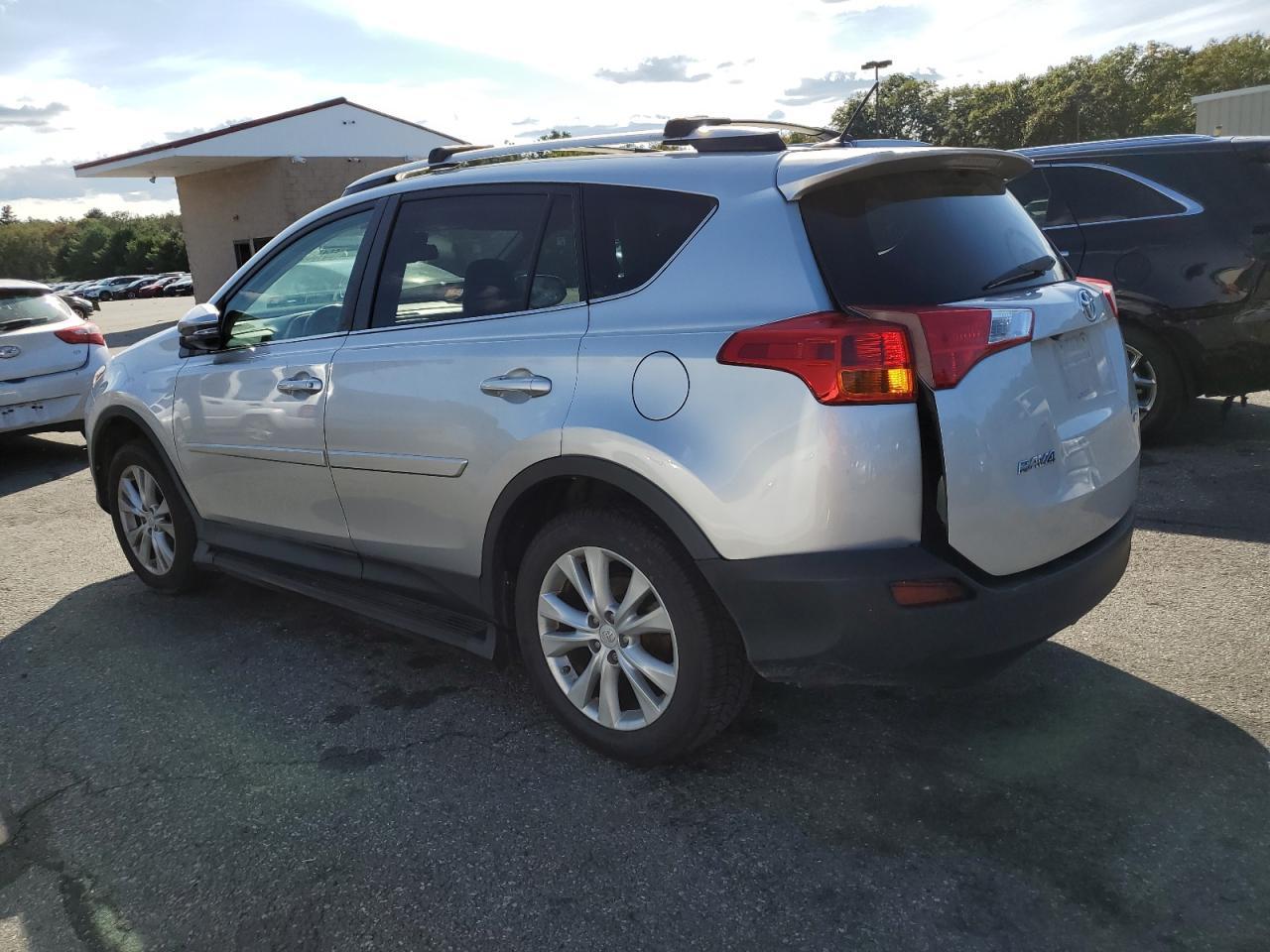2015 TOYOTA RAV4 LIMIT - Фото 2