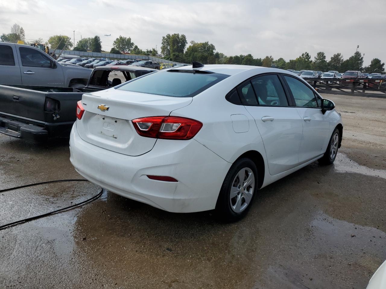2016 CHEVROLET CRUZE LS - Image 3