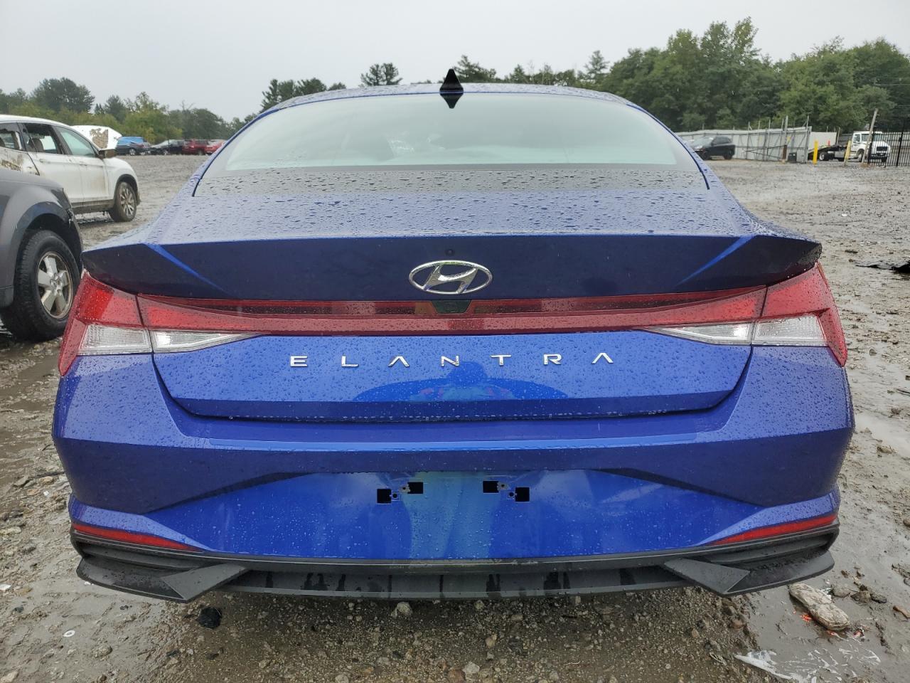 2023 HYUNDAI ELANTRA SE - Image 6