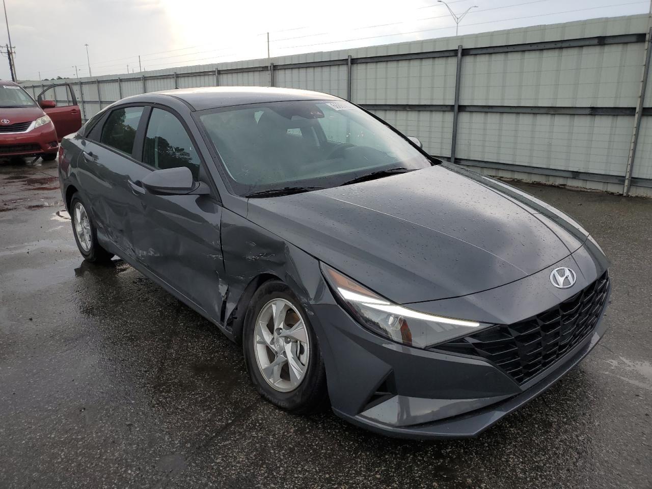 2023 HYUNDAI ELANTRA SE - Фото 4