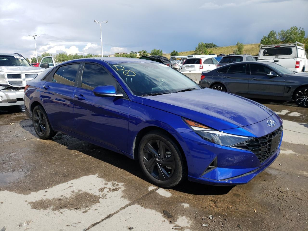 2023 HYUNDAI ELANTRA SE - Фото 4