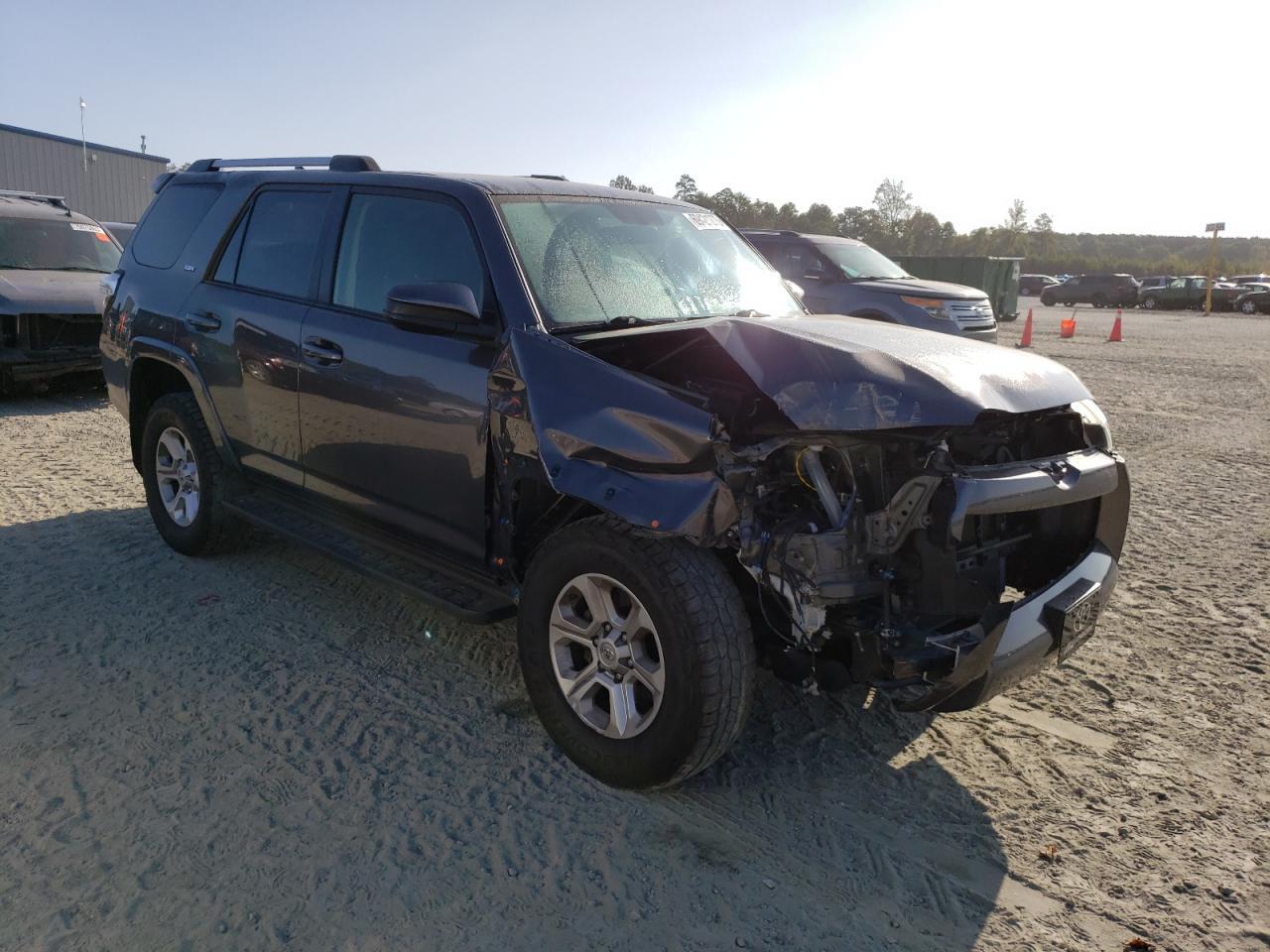 2019 TOYOTA 4RUNNER SR - Фото 4