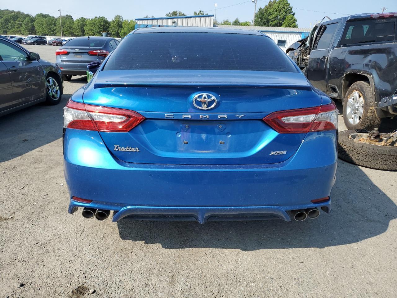 2018 TOYOTA CAMRY XSE - Image 6