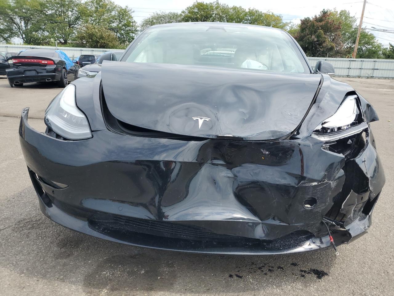 2019 TESLA MODEL 3 - Фото 5