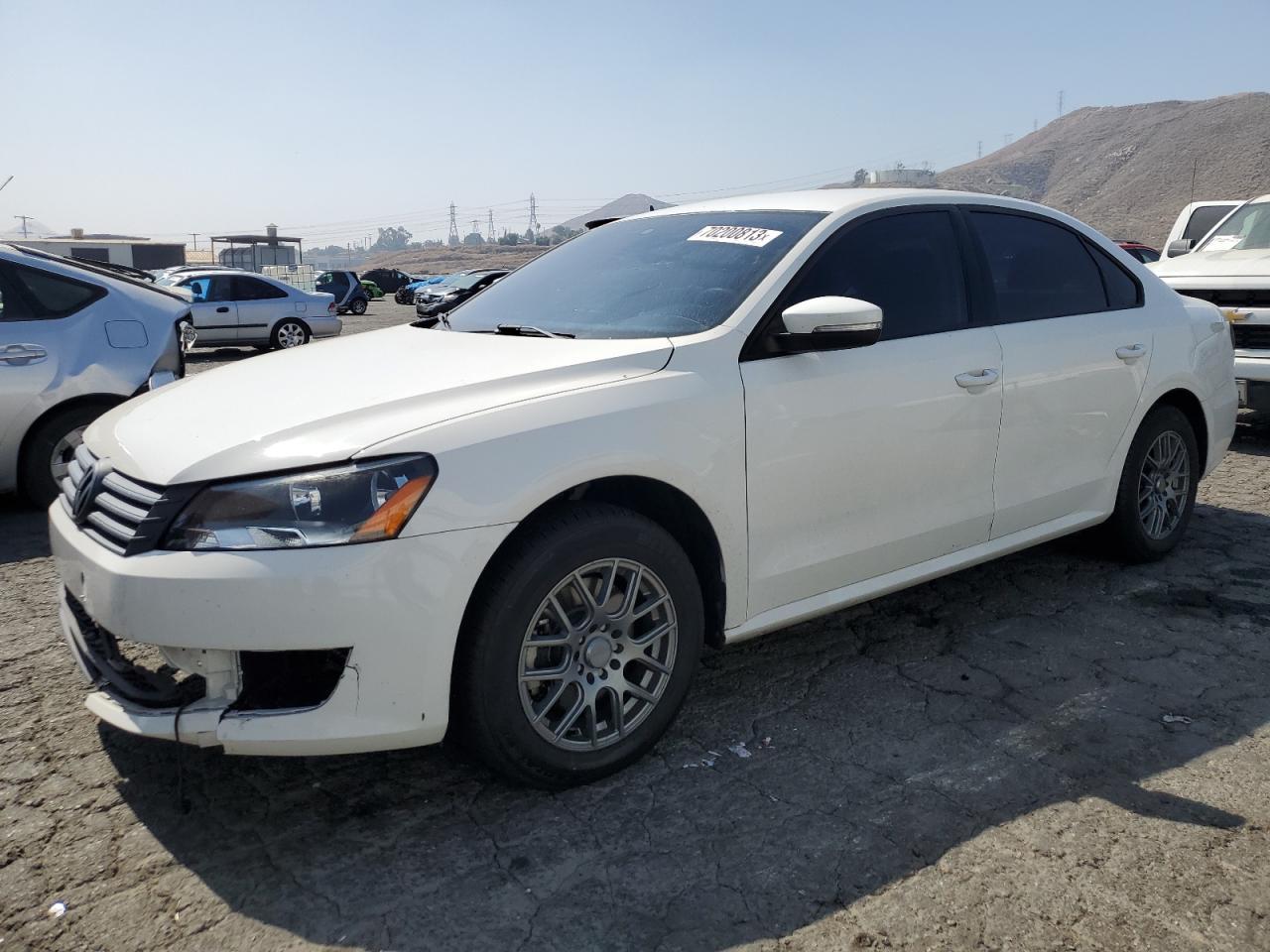 2015 VOLKSWAGEN PASSAT S