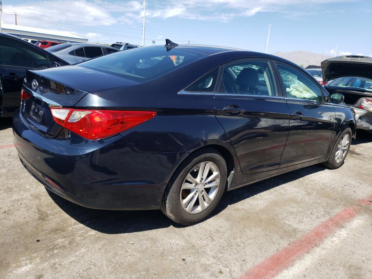 2011 HYUNDAI SONATA GLS - Фото 3