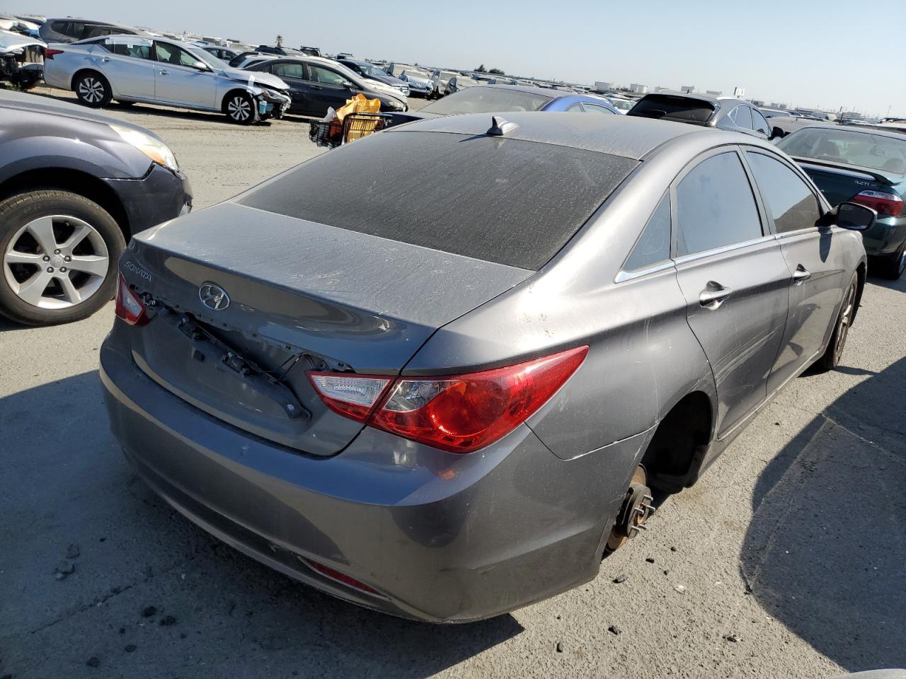 2013 HYUNDAI SONATA GLS - Фото 3