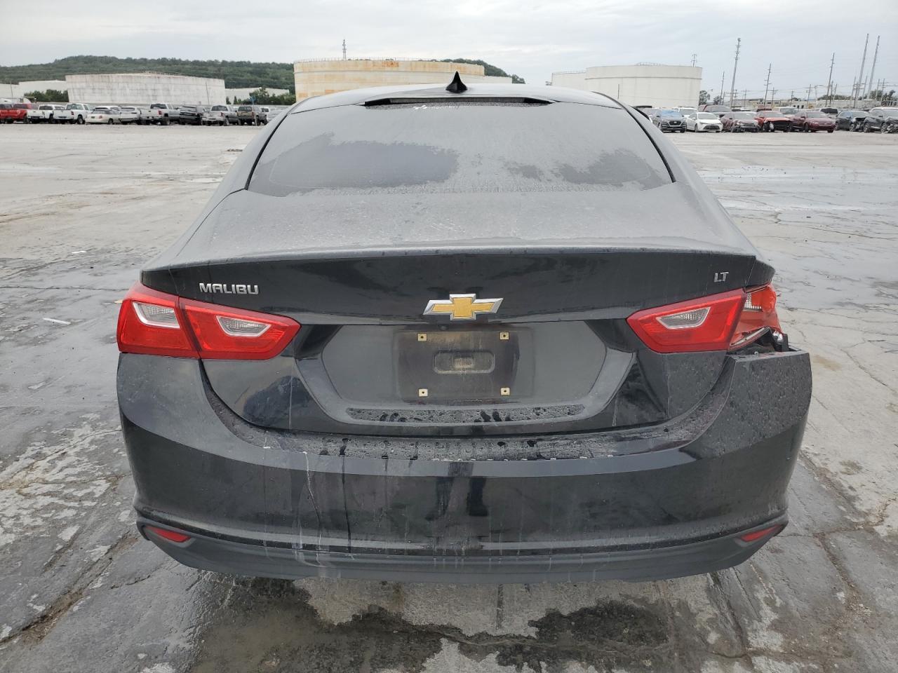 2017 CHEVROLET MALIBU LT - Image 6