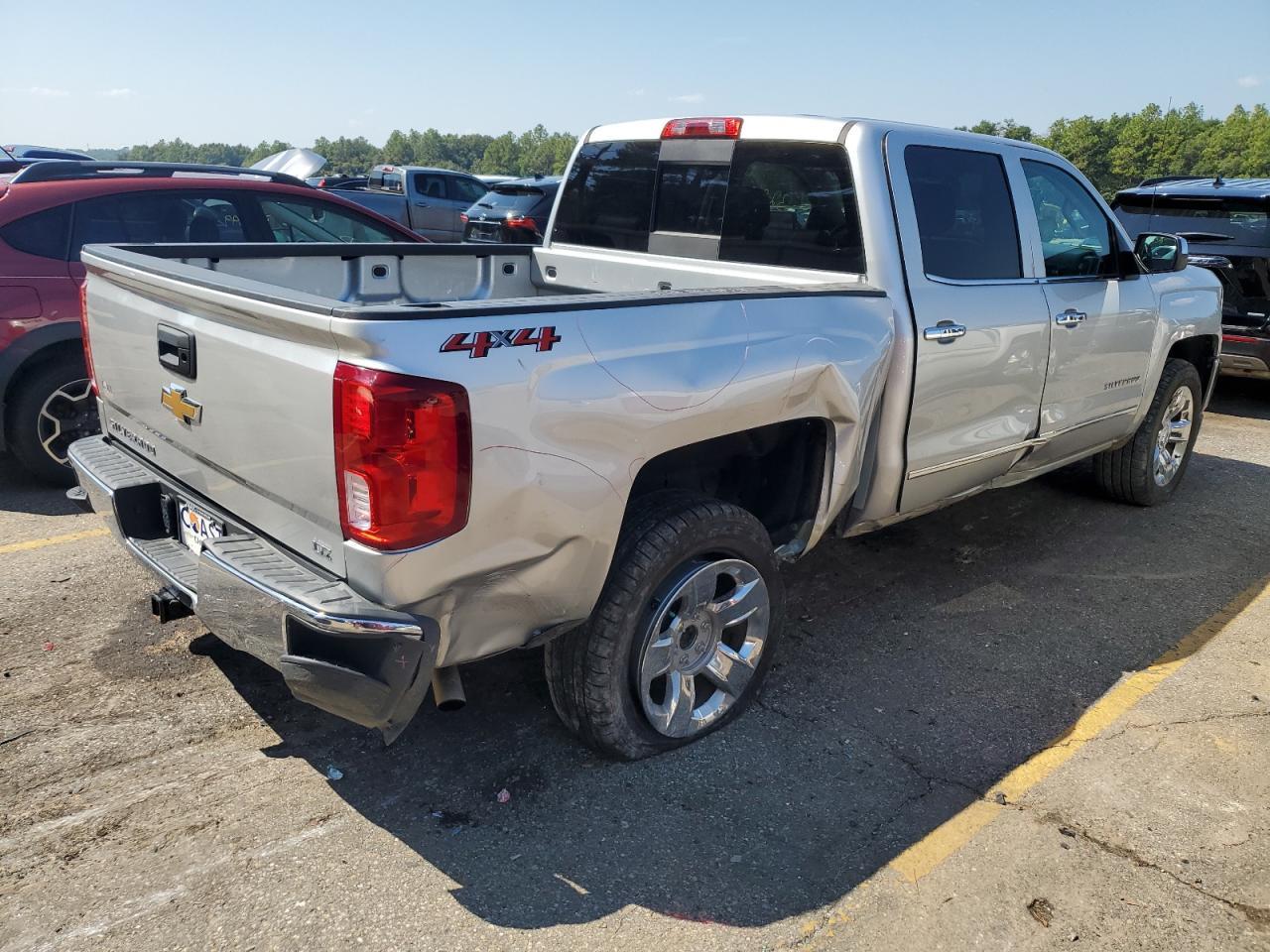 2018 CHEVROLET SILVERADO - Image 3