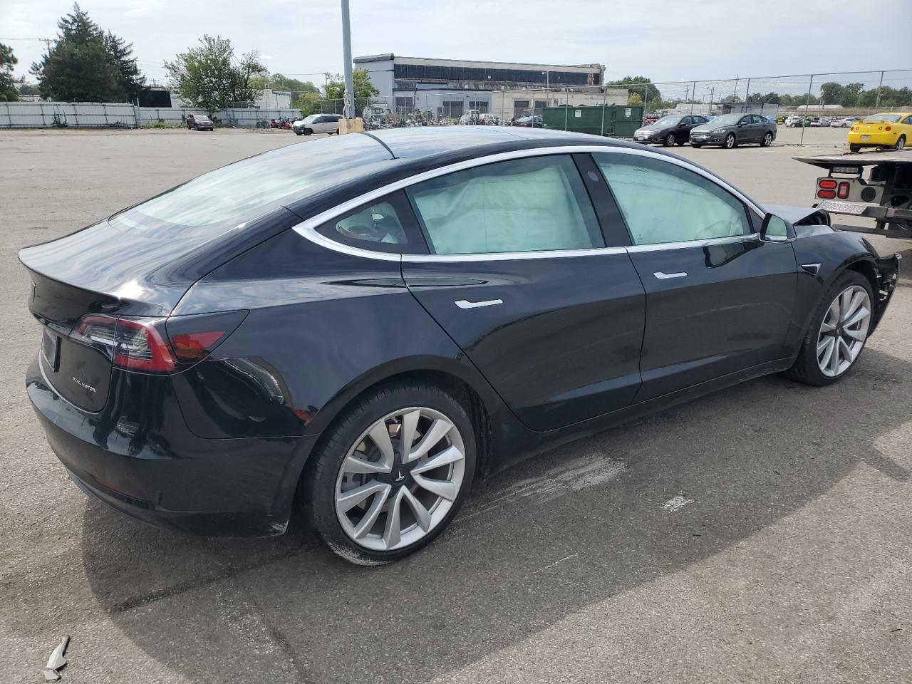 2019 TESLA MODEL 3 - Фото 3