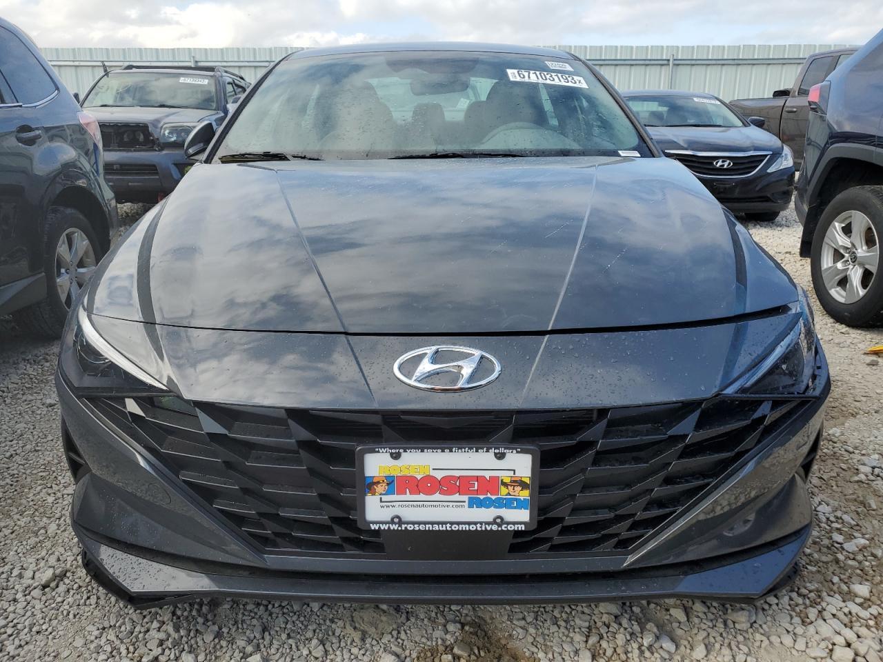 2023 HYUNDAI ELANTRA SE - Фото 5