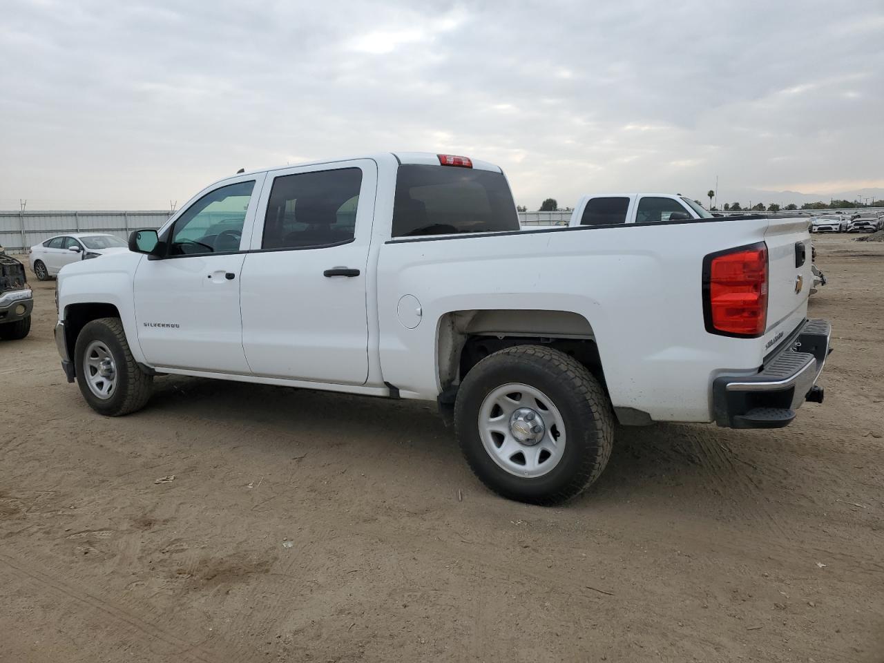2018 CHEVROLET SILVERADO - Фото 2