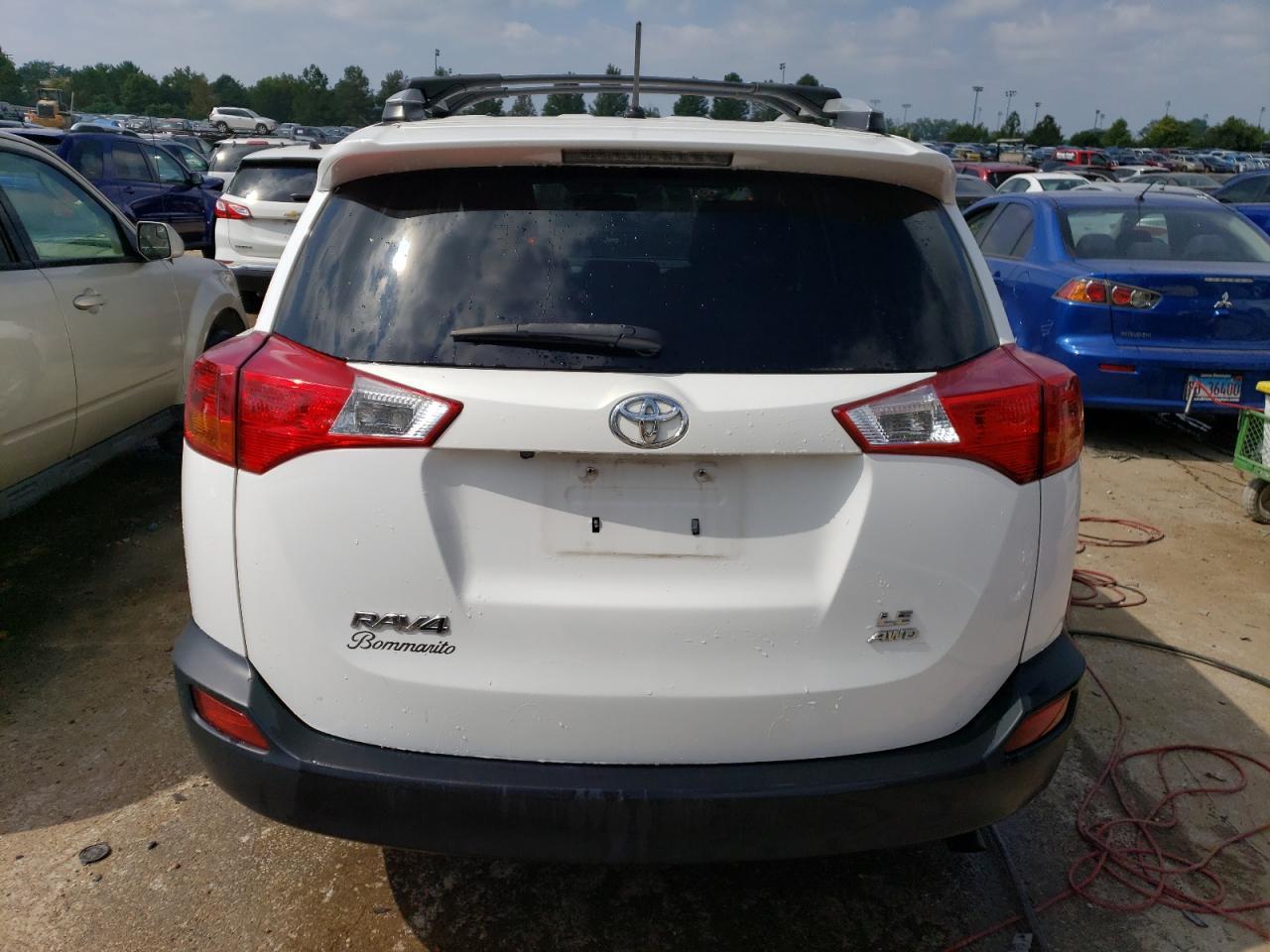 2015 TOYOTA RAV4 LE - Image 6