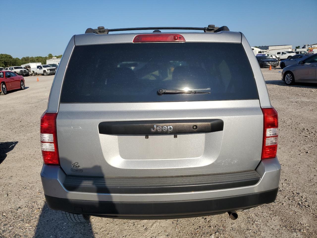 2015 JEEP PATRIOT SP - Фото 6