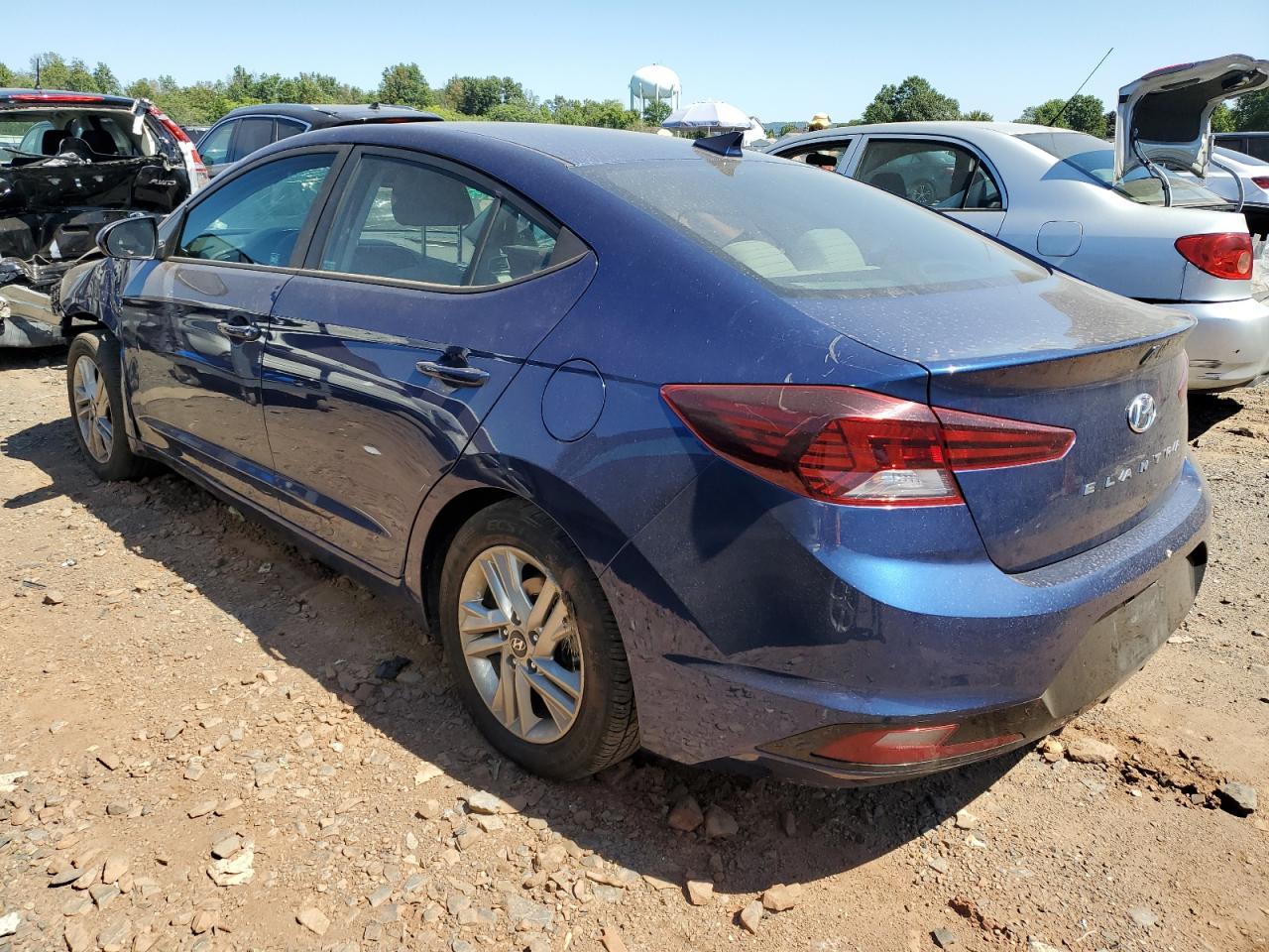 2019 HYUNDAI ELANTRA SE - Фото 2