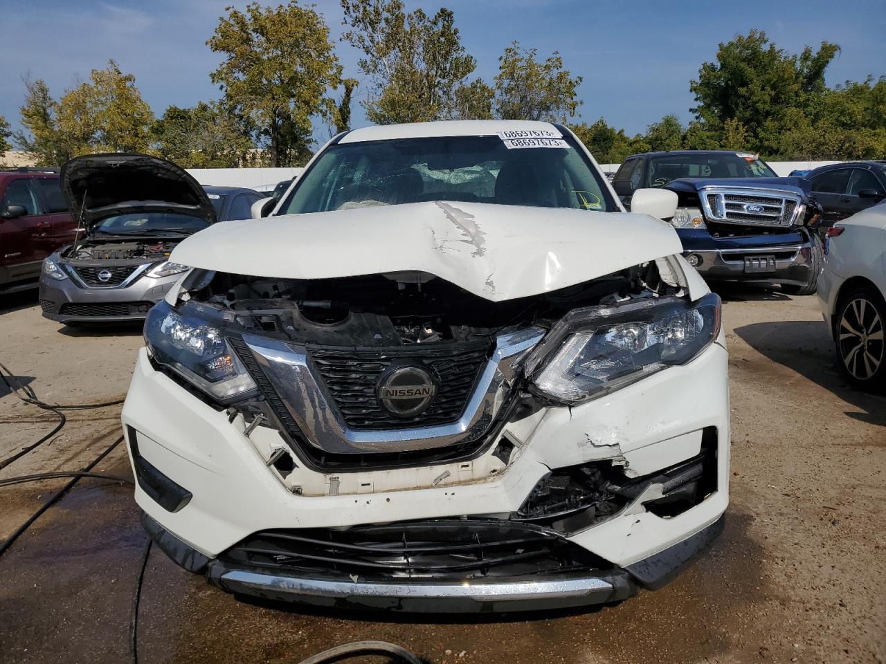 2018 NISSAN ROGUE S - Фото 5