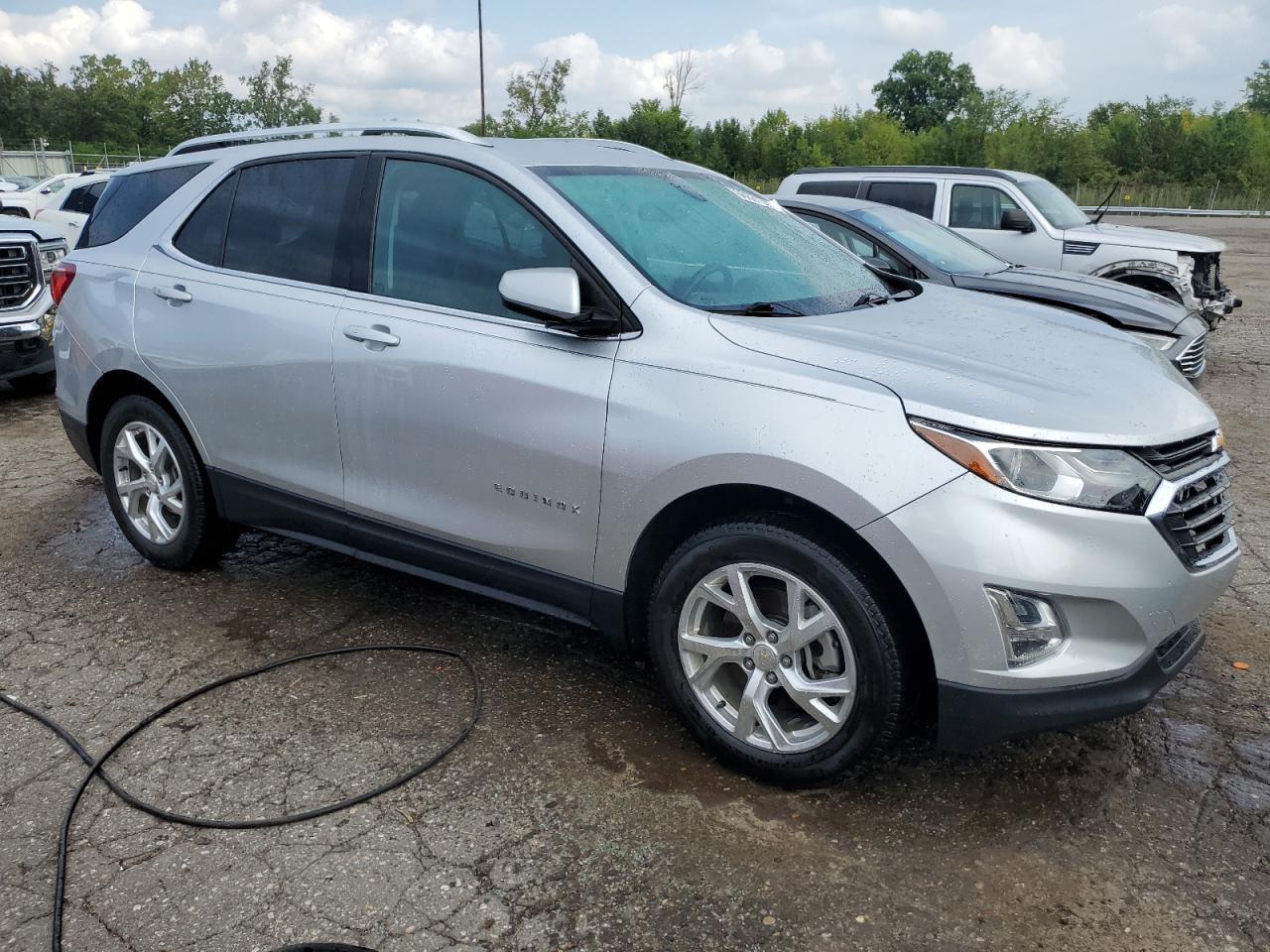 2019 CHEVROLET EQUINOX LT - Image 4