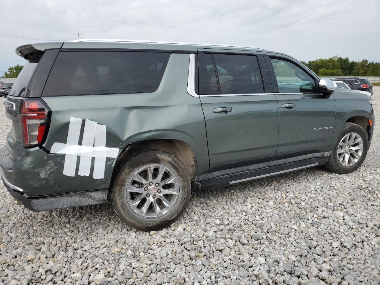 2023 CHEVROLET SUBURBAN C - Image 3