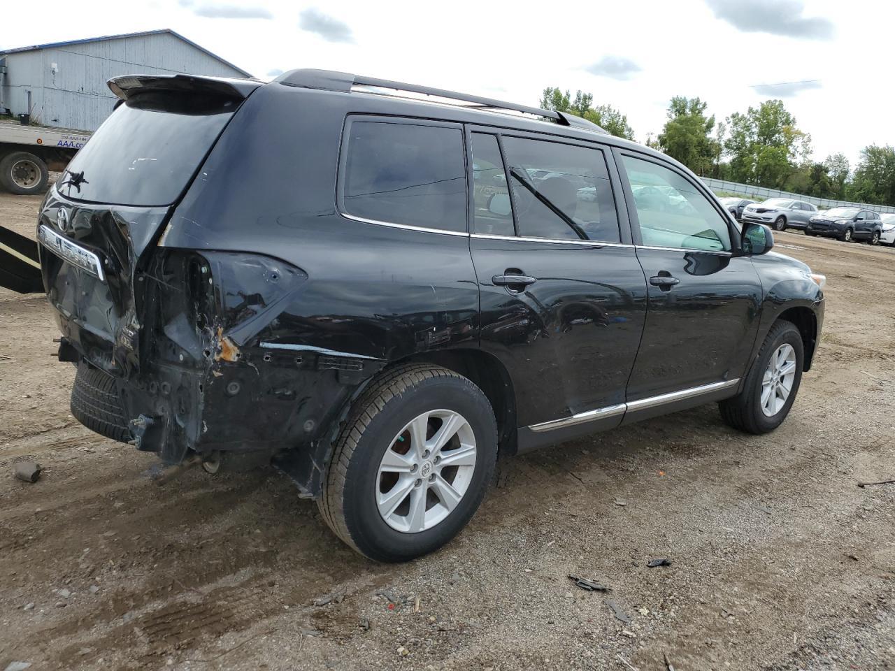 2011 TOYOTA HIGHLANDER - Фото 3