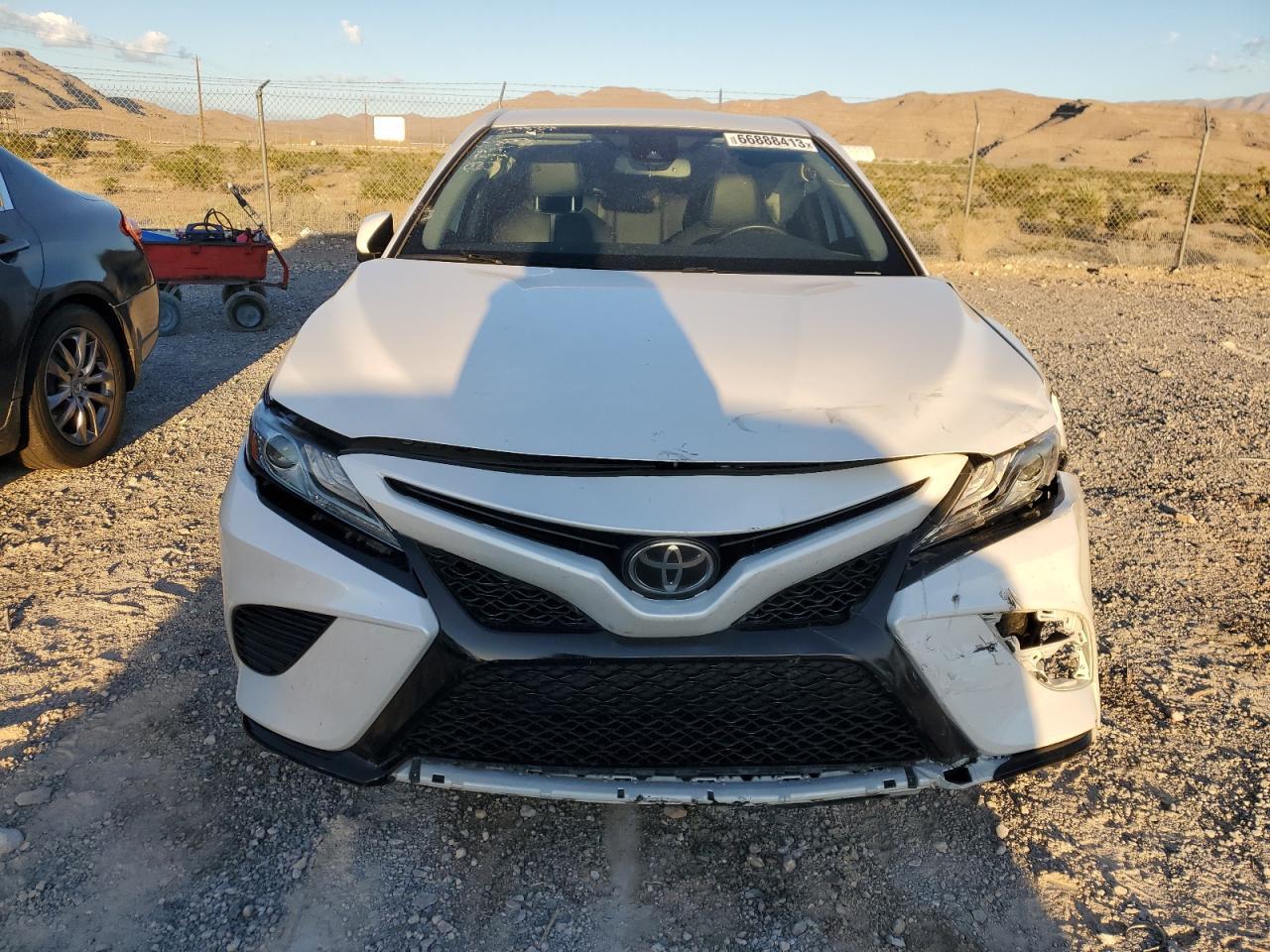 2019 TOYOTA CAMRY XSE - Фото 5