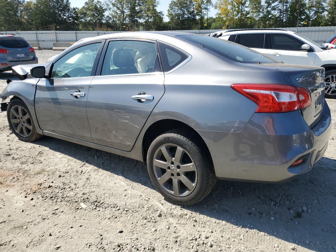 2018 NISSAN SENTRA S - Фото 2