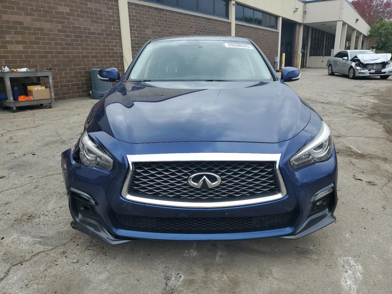 2018 INFINITI Q50 LUXE - Фото 5