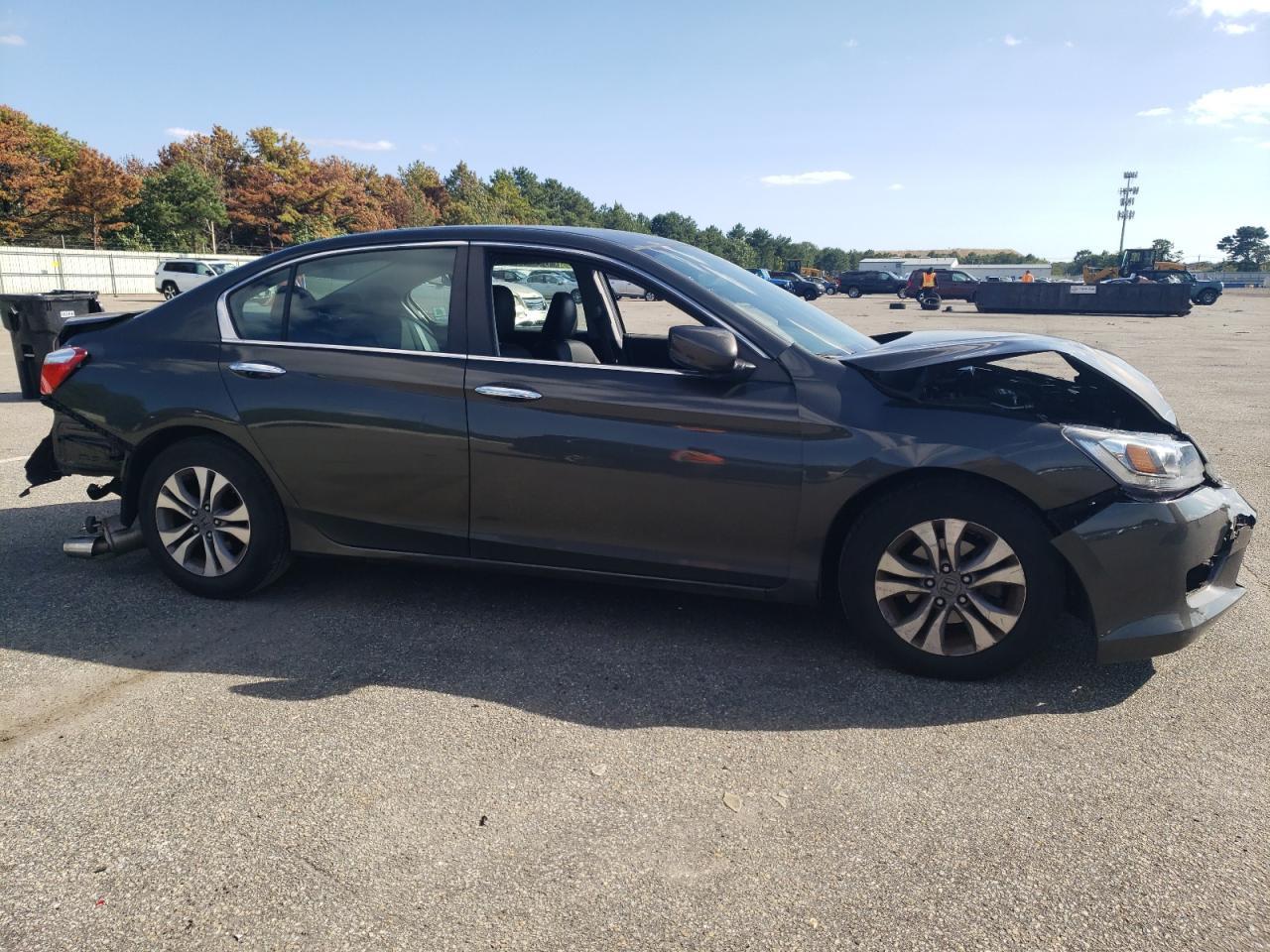 2014 HONDA ACCORD LX - Image 4