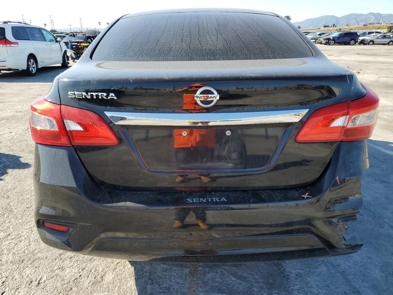2018 NISSAN SENTRA S - Фото 6
