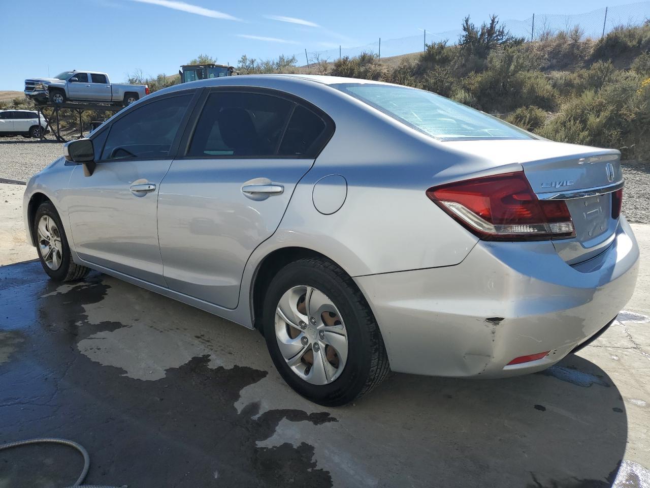 2015 HONDA CIVIC LX - Фото 2