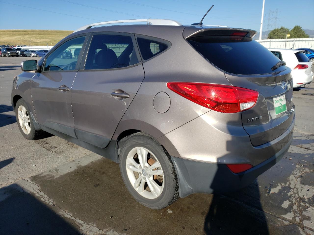 2012 HYUNDAI TUCSON GLS - Image 2