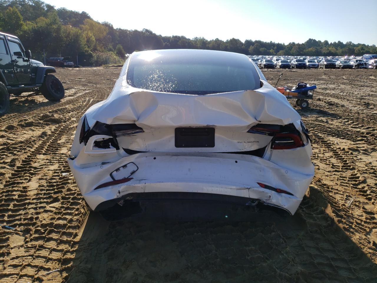 2022 TESLA MODEL 3 - Фото 6