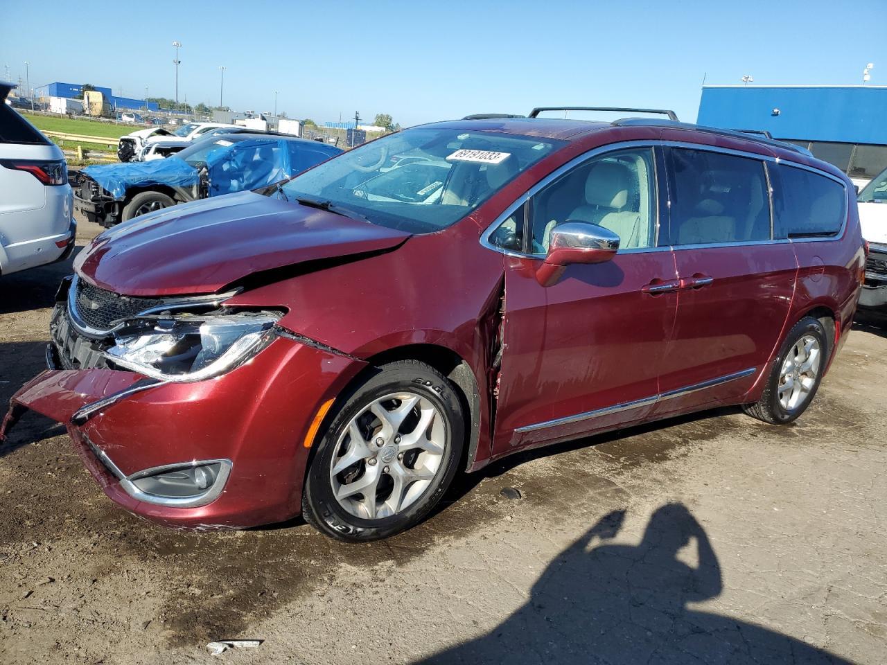 2019 CHRYSLER PACIFICA L car image