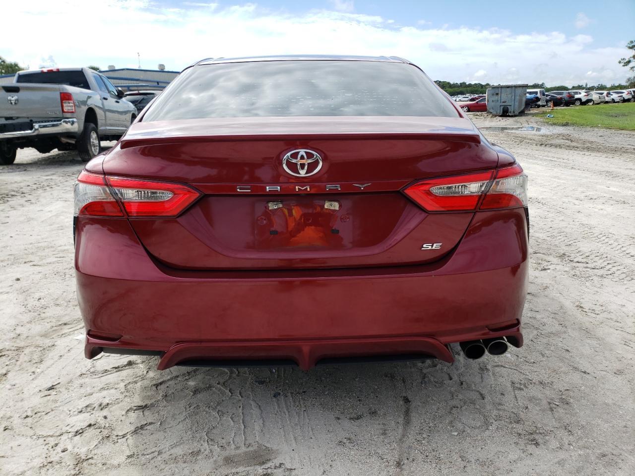 2018 TOYOTA CAMRY L - Фото 6