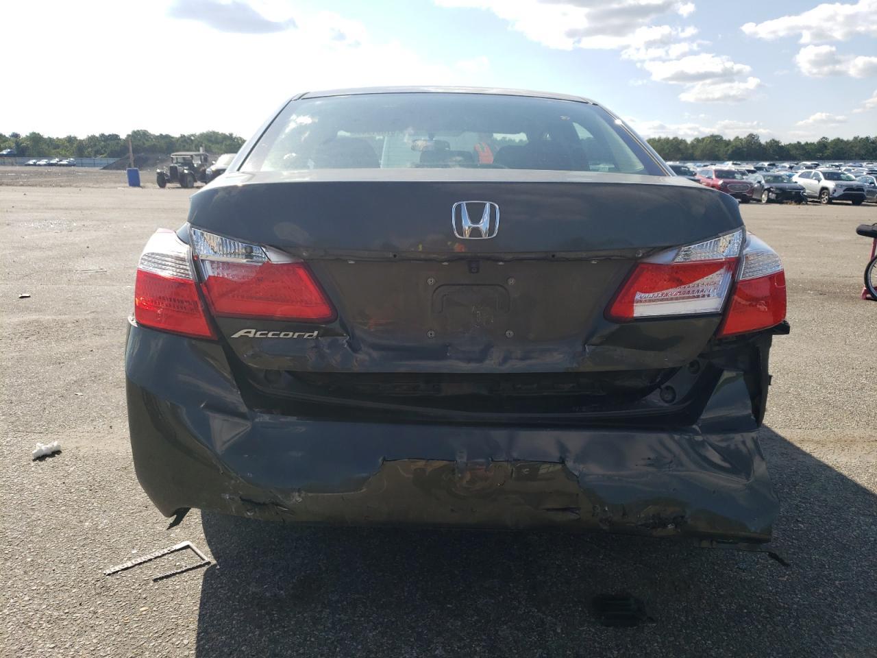 2014 HONDA ACCORD LX - Image 6