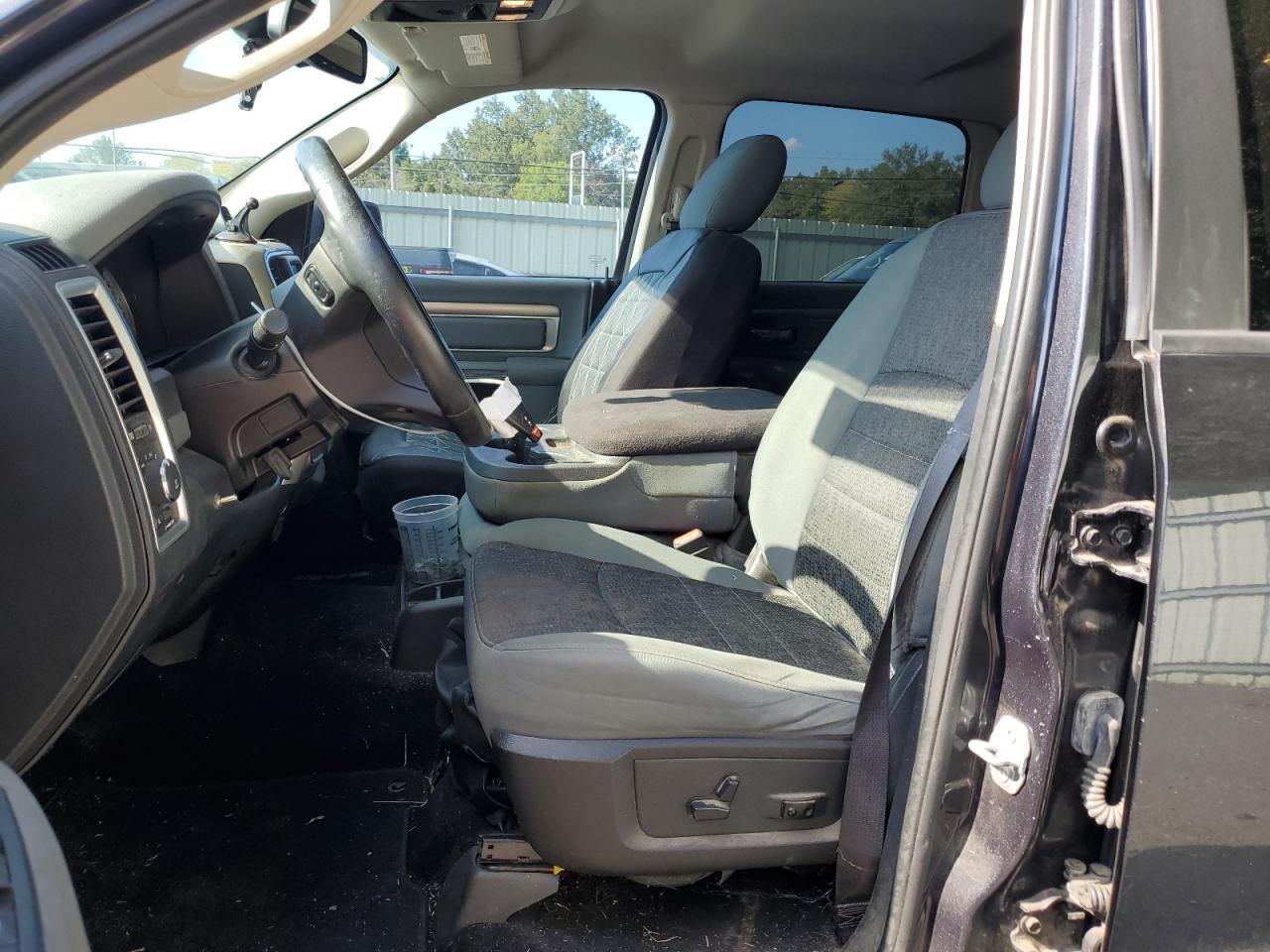 2015 RAM 1500 SLT - Image 7