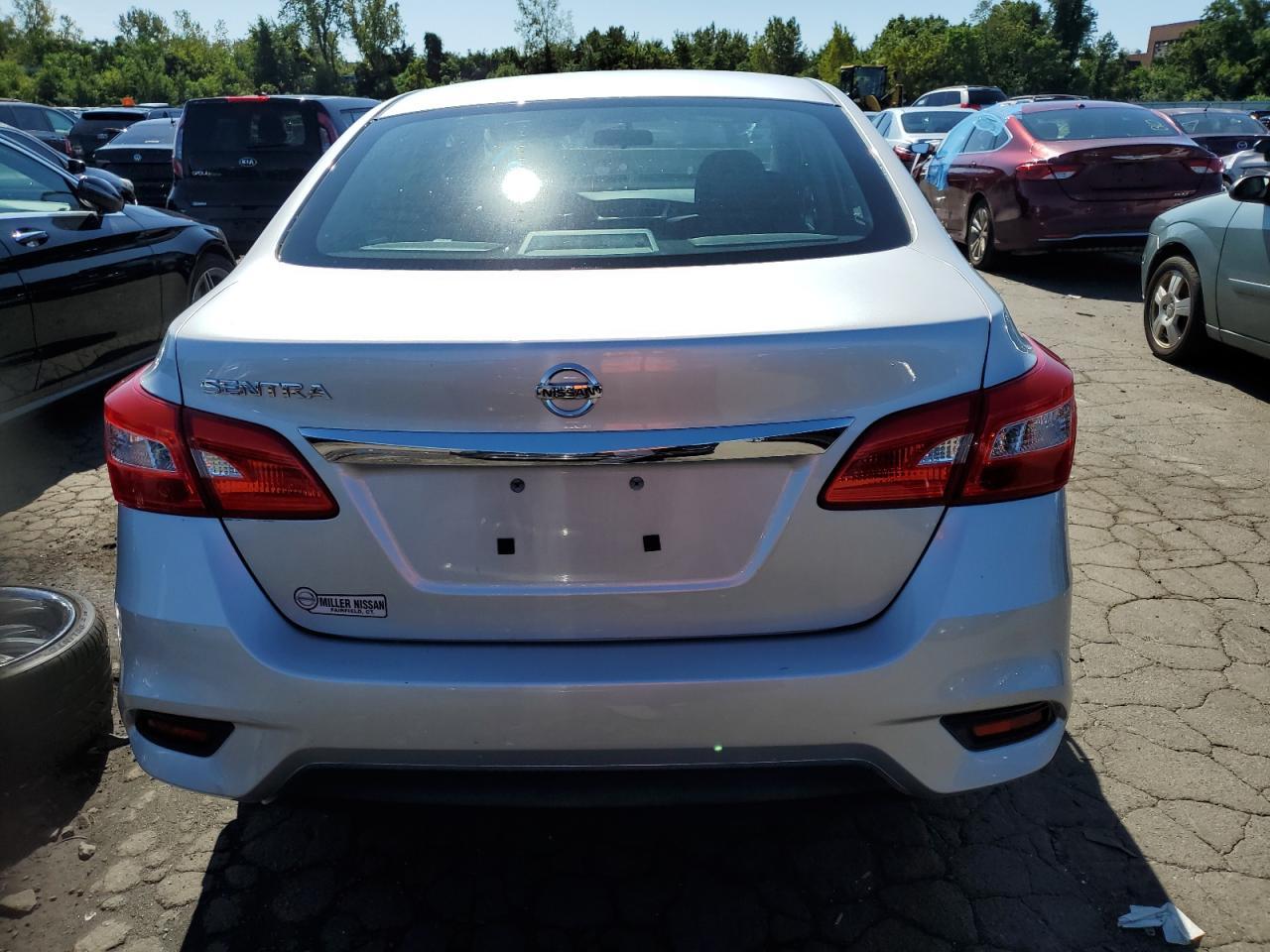 2016 NISSAN SENTRA S - Фото 6