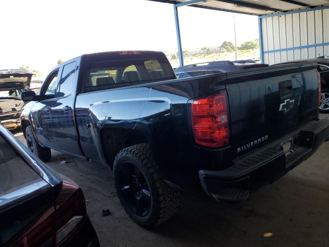 2017 CHEVROLET SILVERADO - Image 2