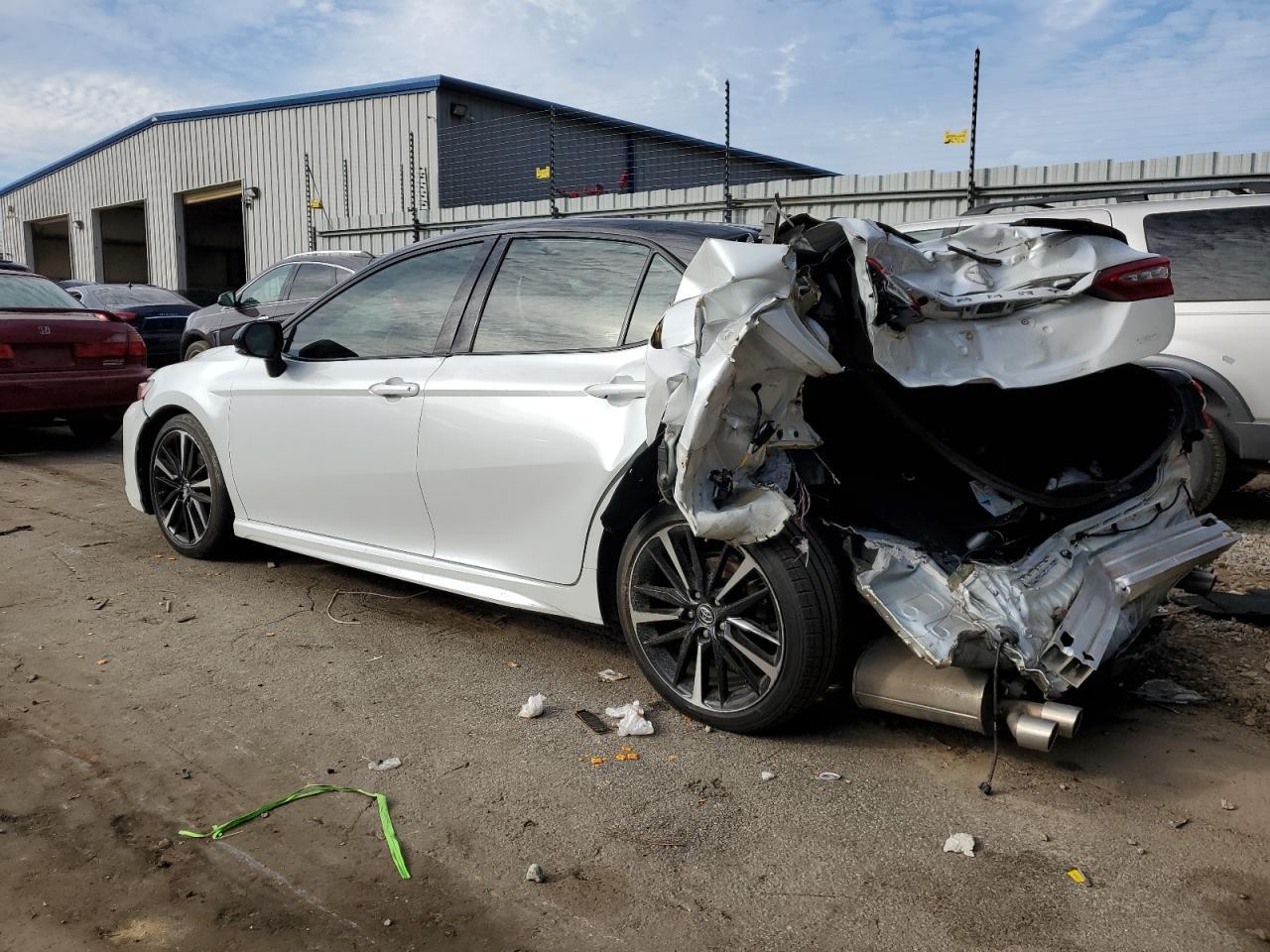 2019 TOYOTA CAMRY XSE - Image 2