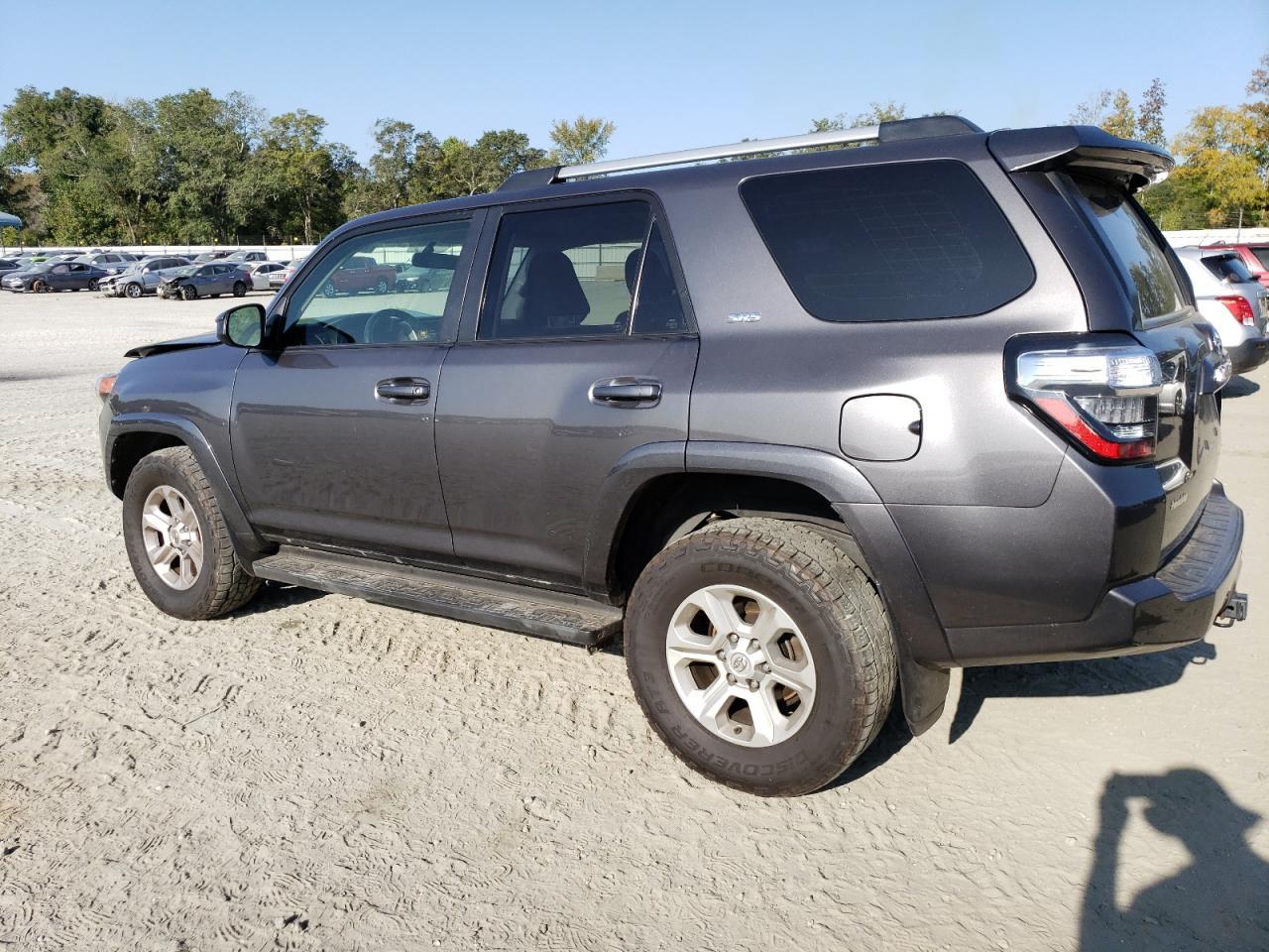 2019 TOYOTA 4RUNNER SR - Фото 2