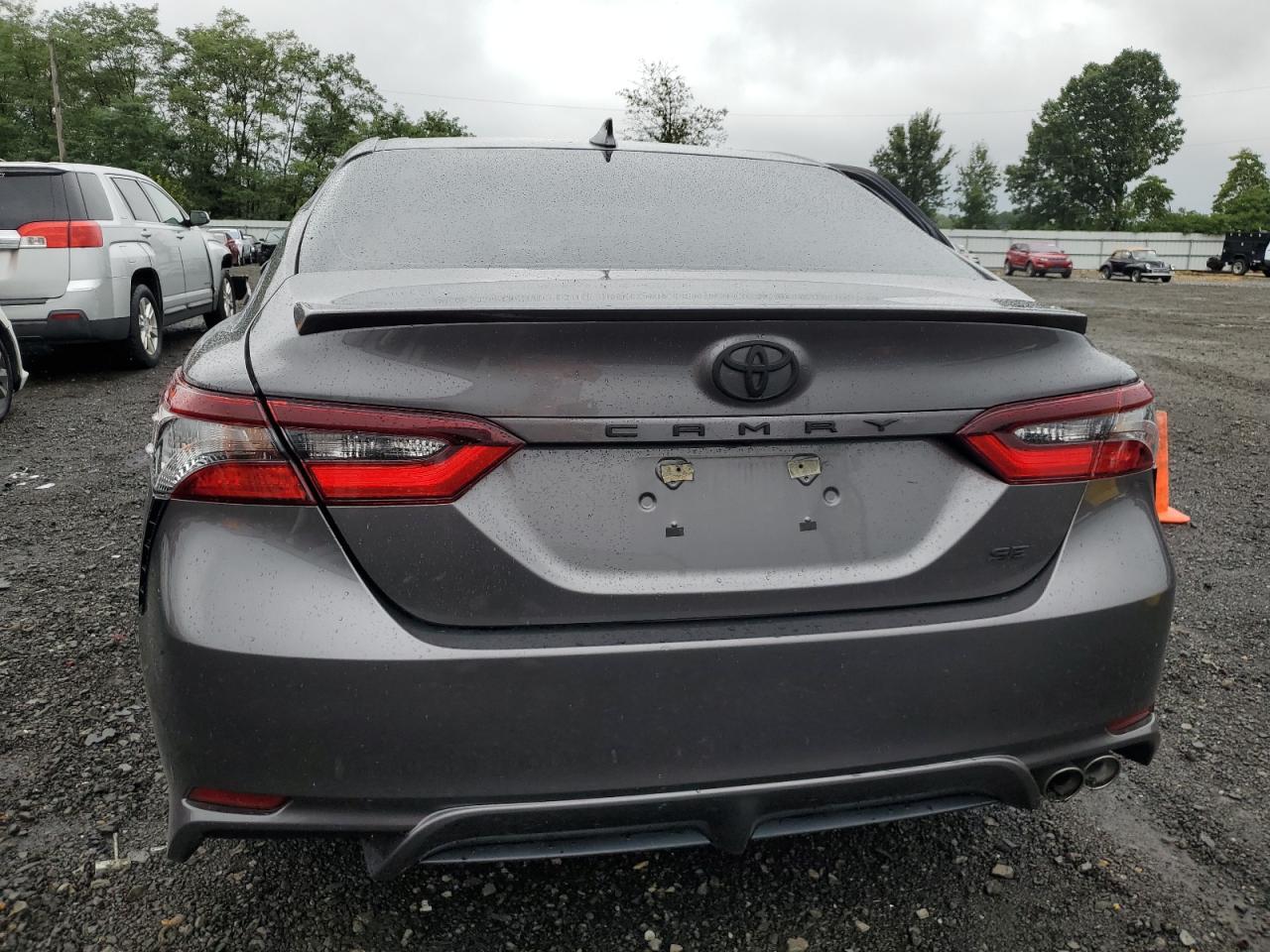 2021 TOYOTA CAMRY SE - Фото 6