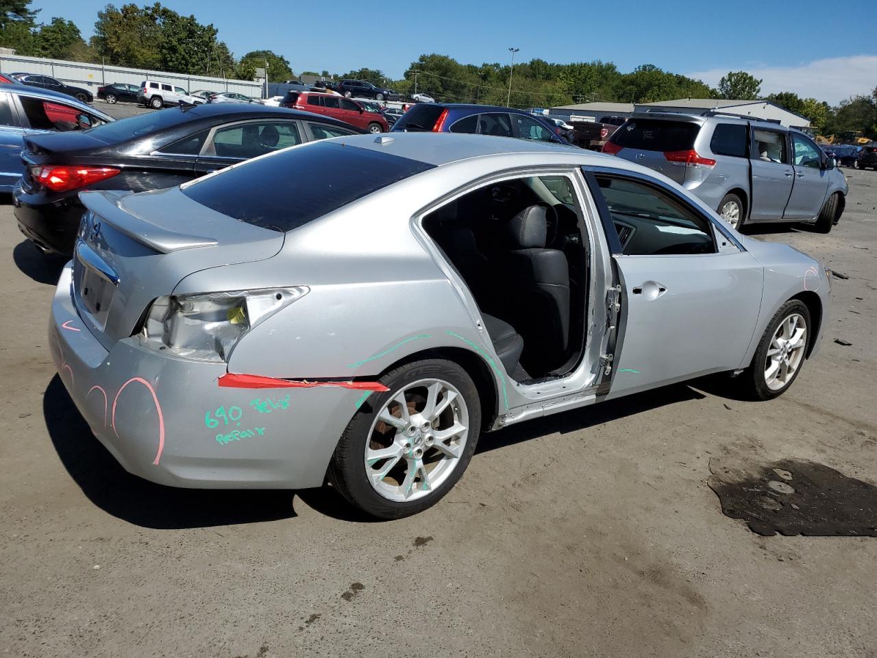 2014 NISSAN MAXIMA S - Фото 3