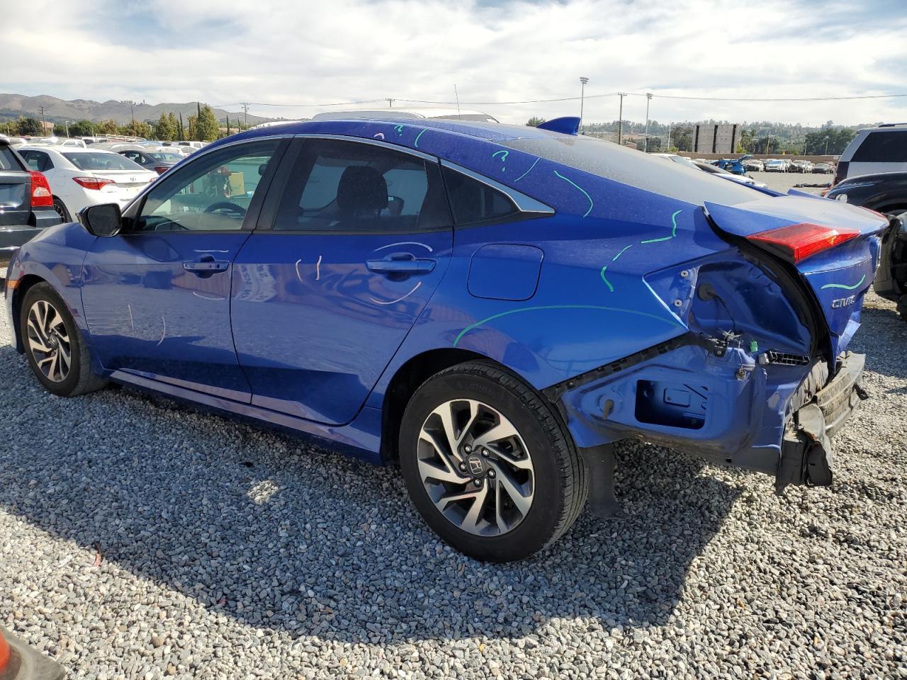 2018 HONDA CIVIC EX - Image 2