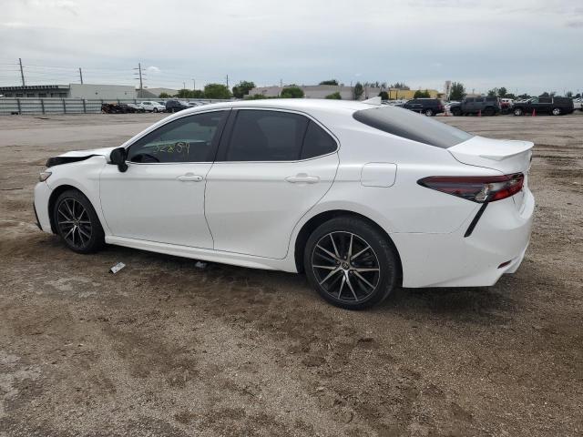 2021 Toyota Camry Se - Фото 2